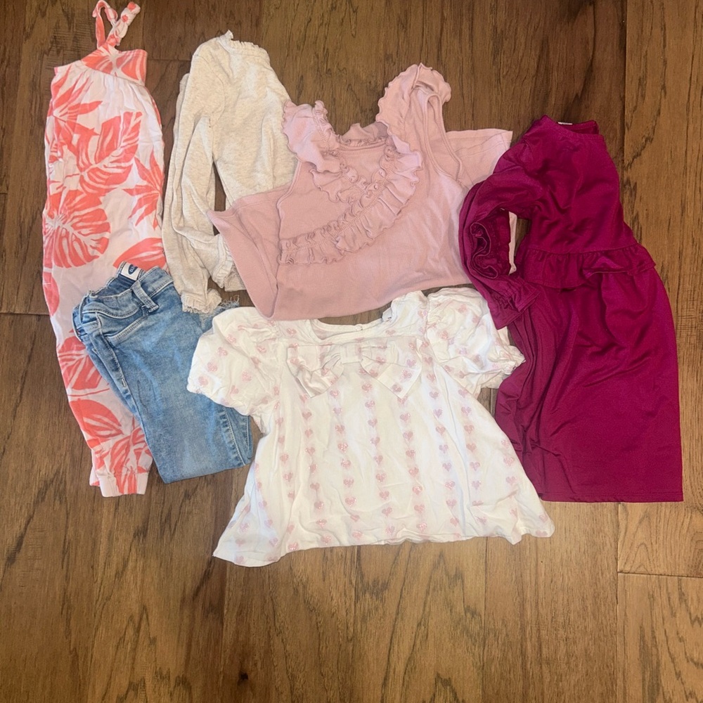 Assorted toddlers Clothing Bundle